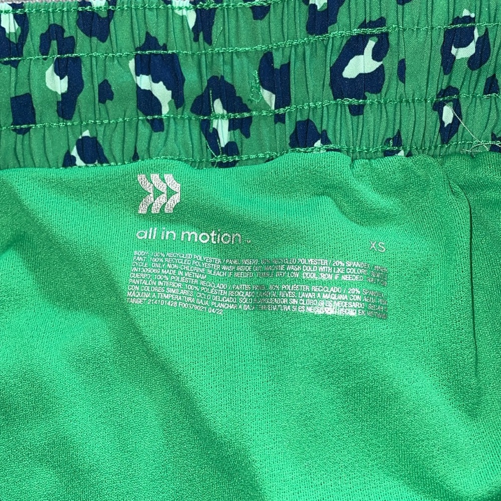 All In Motion Mid-Rise Running Shorts Green Leopard Print Run Shorts 3” - Picture 8 of 8